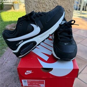 Nike Women’s Air Max Command Sneakers (Size 7)